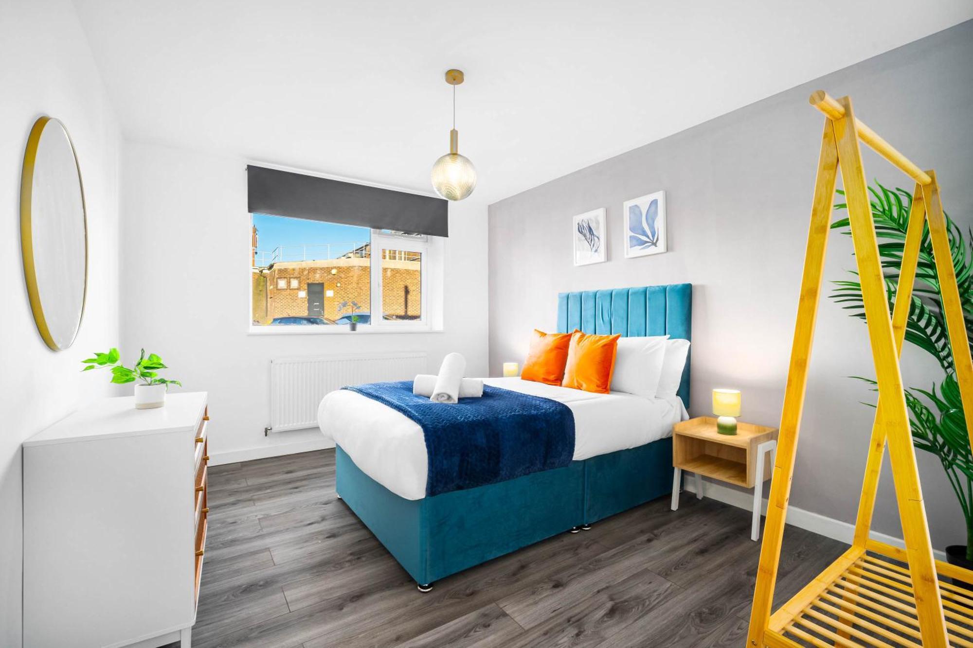 סמת'וויק Modern Apartment - Cradley Heath - Top Rated - Netflix - Wifi - 1Mh מראה חיצוני תמונה