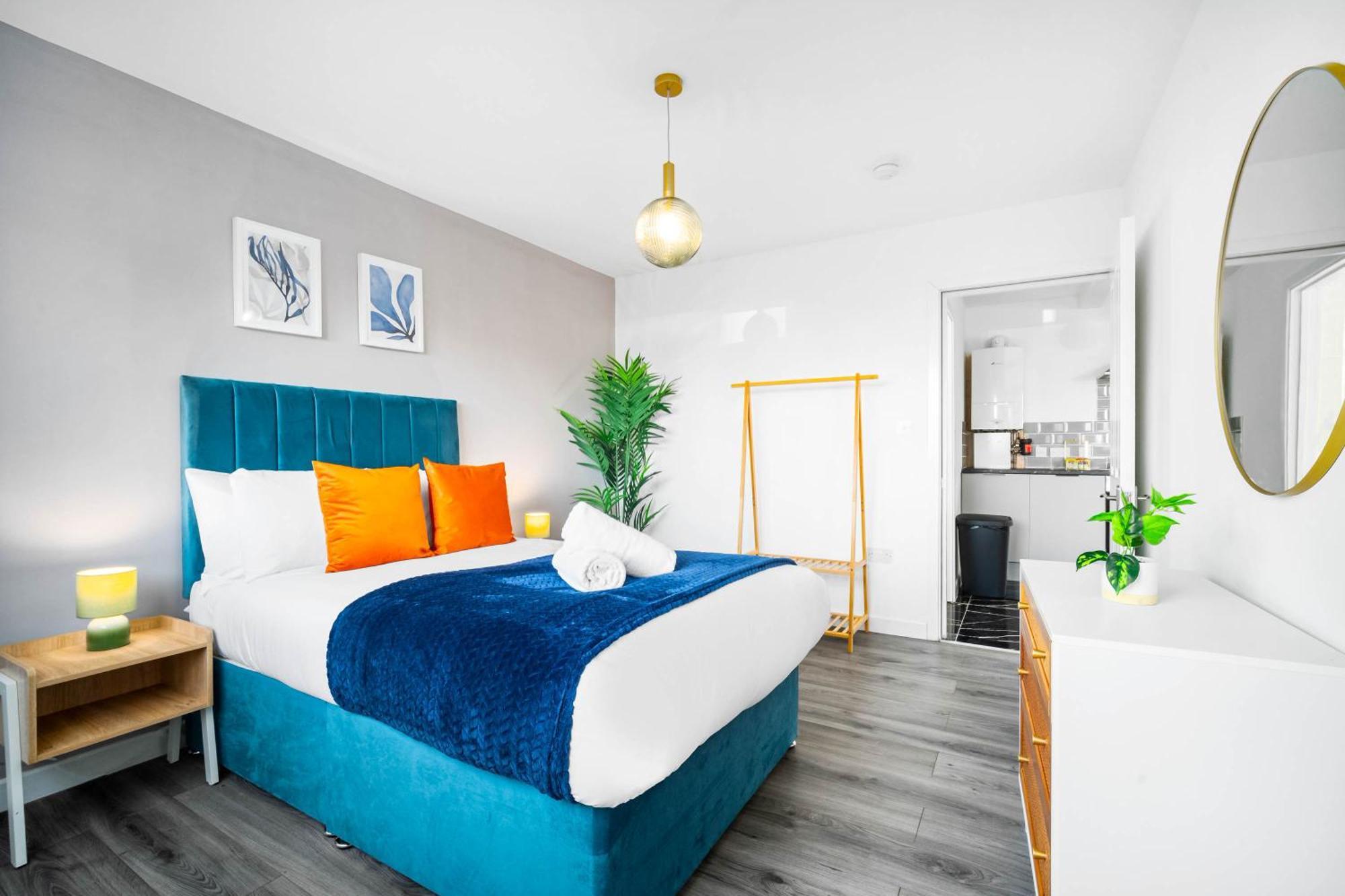 סמת'וויק Modern Apartment - Cradley Heath - Top Rated - Netflix - Wifi - 1Mh מראה חיצוני תמונה